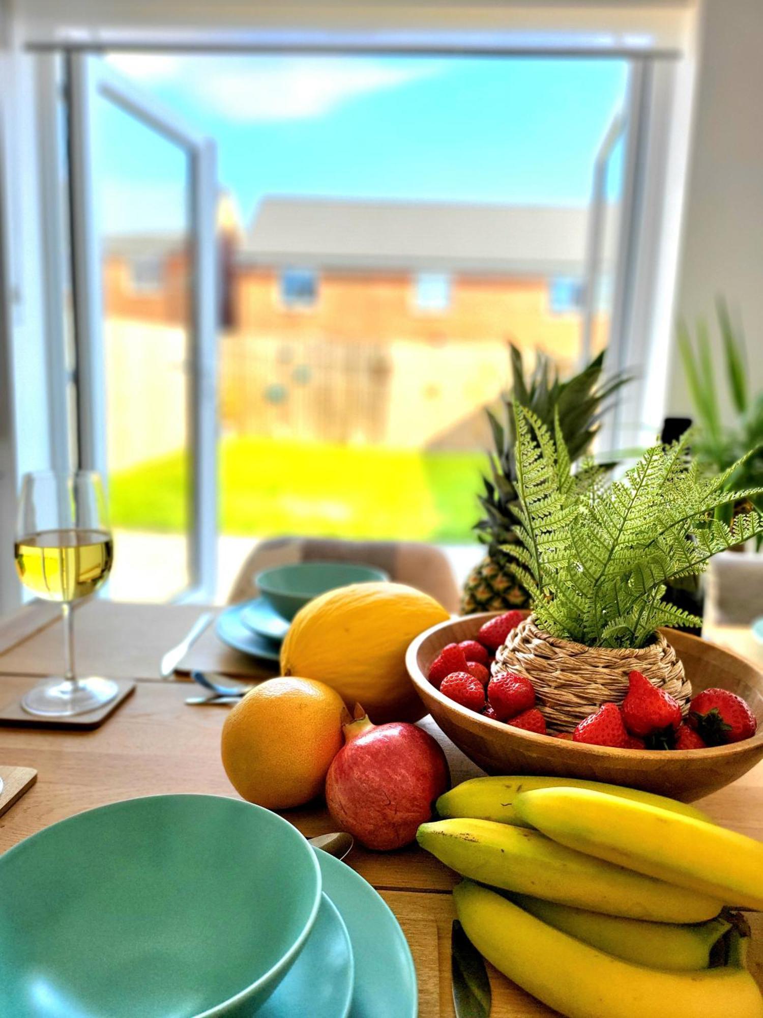 Seaside Beach Themed Home With Garden And Driveway Lytham St Annes Zewnętrze zdjęcie